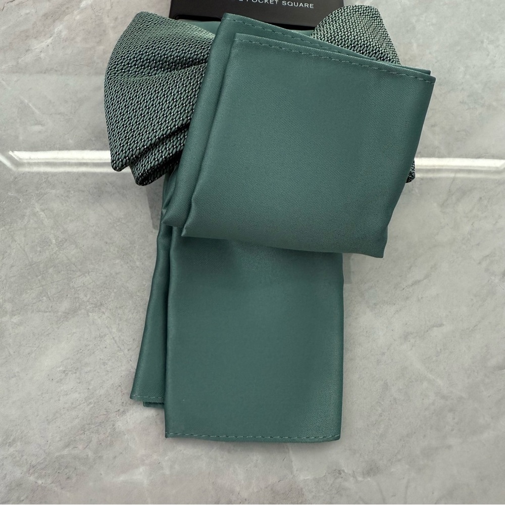 Men’s Alfani 2 Piece Bow Tie And Pocket Square Set Suit Business Office - Picture 5 of 12